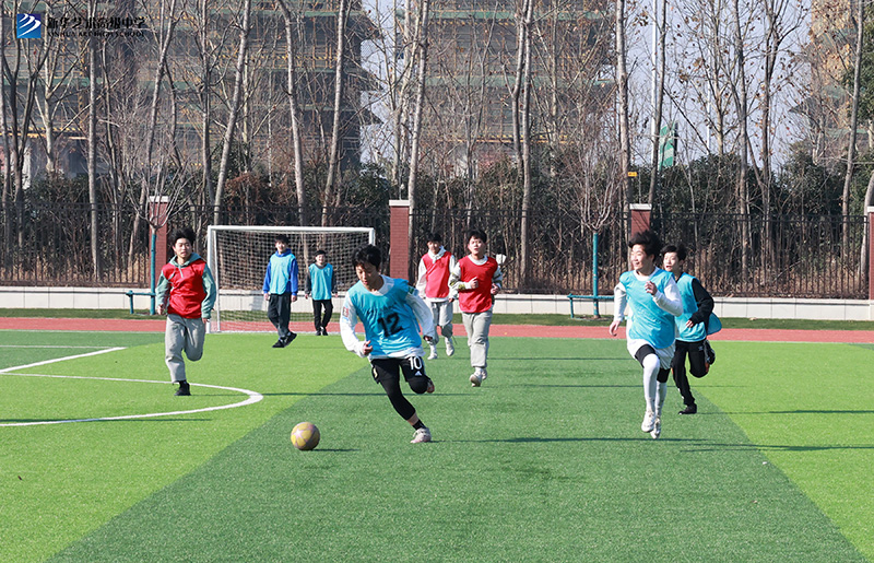 疫情無(wú)情，關(guān)懷暖心——春光下的新華少年更有別樣精彩！